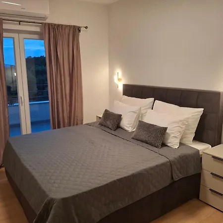 Adriatic Pearl Apartment Povile
